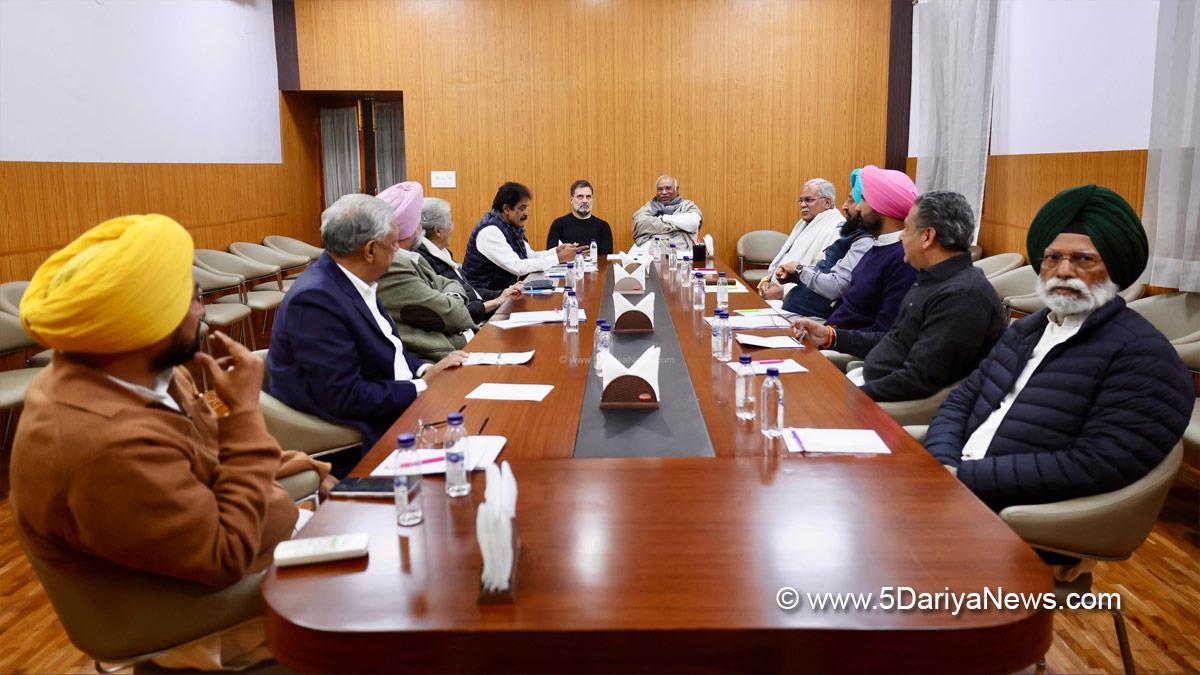 Rahul Gandhi, Indian National Congress, Congress, All India Congress Committee, Congress Working Committee, CWC, Mallikarjun Kharge, Amarinder Singh Raja Warring, Amrinder Singh Raja Warring, Partap Singh Bajwa, Charanjit Singh Channi, Sukhjinder Singh Randhawa, KC Venugopal