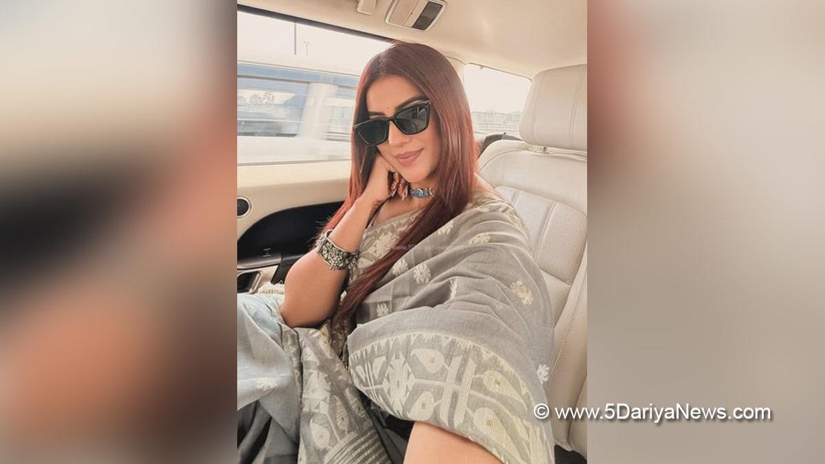 Bhojpuri, Entertainment, Actor, Cinema, Hindi Films, Movie, Bhojpuri Film, Akshara Singh