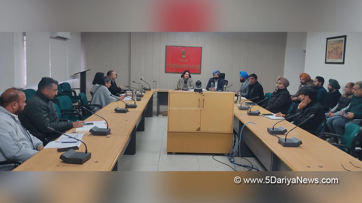 Dr Sona Thind, DC Fatehgarh Sahib, Fatehgarh Sahib, Deputy Commissioner Fatehgarh Sahib 