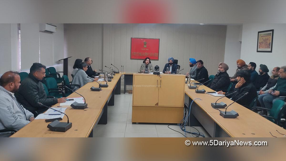 Dr Sona Thind, DC Fatehgarh Sahib, Fatehgarh Sahib, Deputy Commissioner Fatehgarh Sahib 
