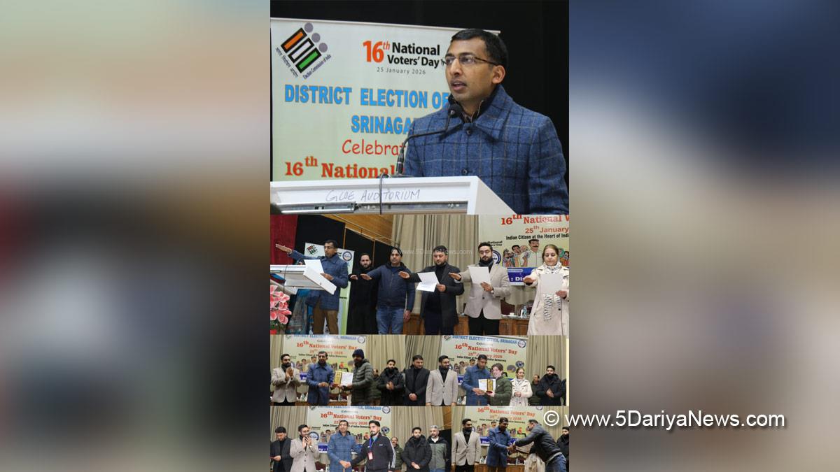 Anshul Garg, Divisional Commissioner Kashmir, Srinagar, Jammu, Kashmir, Jammu And Kashmir, District Administration Srinagar, Akshay Labroo, National Voters Day, 16th National Voters Day