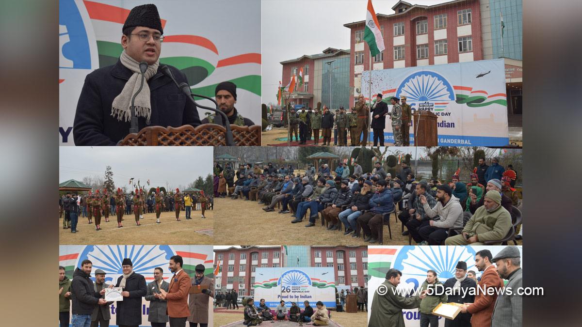 Jatin Kishore, Ganderbal, Deputy Commissioner Ganderbal, Kashmir, Jammu And Kashmir, Jammu, District Administration Ganderbal, Republic Day, Republic Day 2026, 77th Republic Day, National Flag