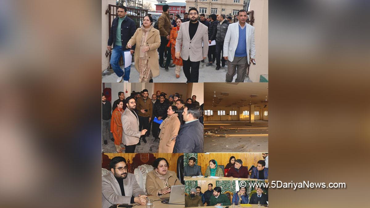 Akshay Labroo, Srinagar, Deputy Commissioner Srinagar, Kashmir, Jammu And Kashmir, District Administration Srinagar, Prof Iffat Hassan Shah