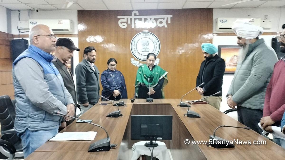Amarpreet Kaur Sandhu, DC Fazilka, Fazilka, Deputy Commissioner Fazilka