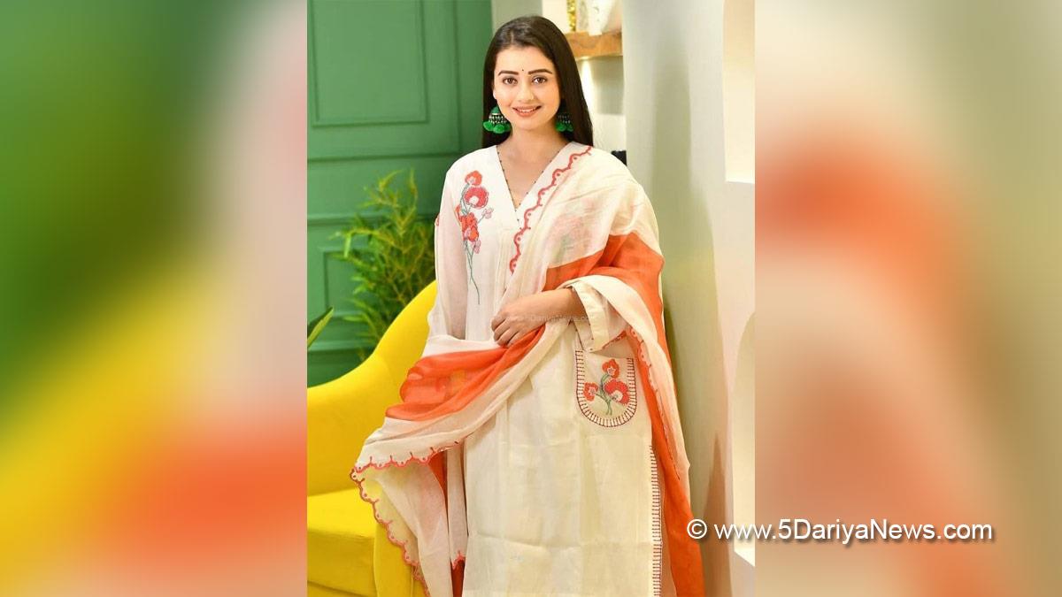 OTT, Entertainment, Mumbai, Actress, Actor, Mumbai News, Chahat Pandey, Hasratein, Hasratein Season 3