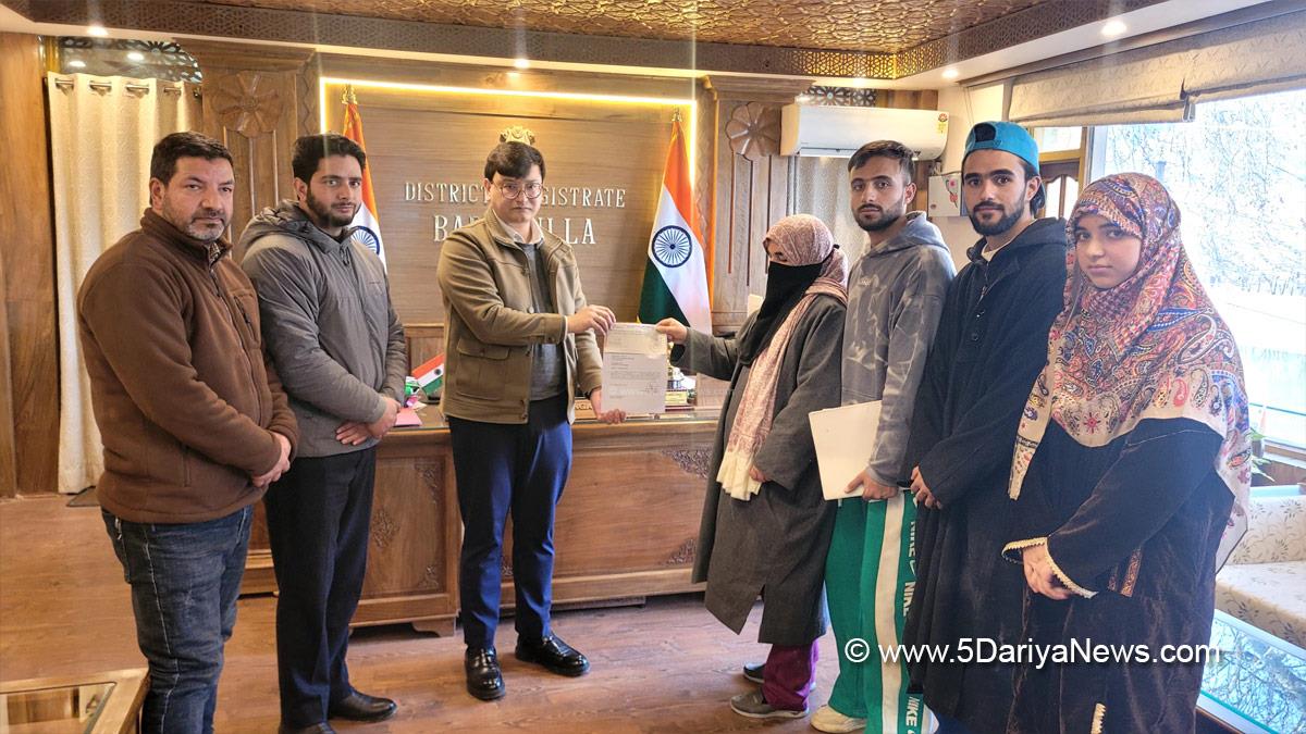 Minga Sherpa, Baramulla, DC Baramulla, Deputy Commissioner Baramulla, Kashmir, Jammu And Kashmir, Jammu, District Administration Baramulla