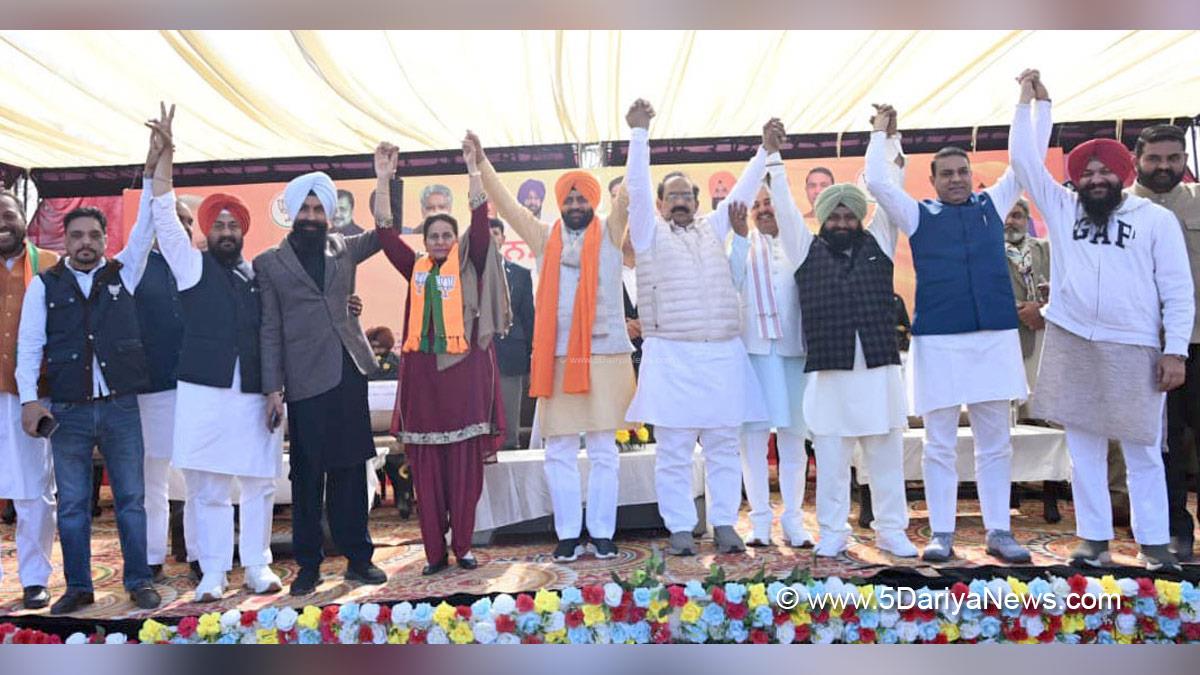 Nayab Singh Saini, Haryana, Bharatiya Janata Party, BJP, Haryana Chief Minister, Chief Minister of Haryana, BJP Haryana, Preneet Kaur, Ashwani Sharma