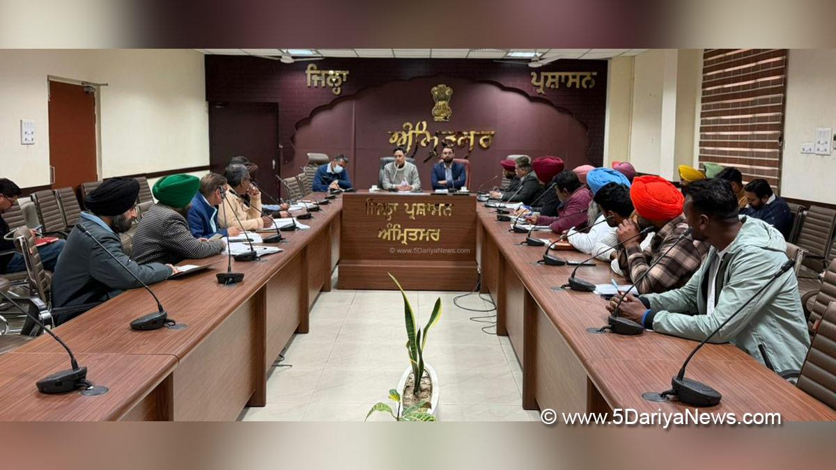 Dr Ajay Gupta, Amritsar, AAP, Aam Aadmi Party, Aam Aadmi Party Punjab, AAP Punjab, Dalwinderjit Singh, DC Amritsar, Amritsar, Deputy Commissioner Amritsar  