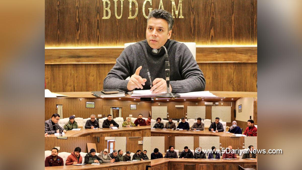 Dr Bilal Mohi Ud Din Bhat, Budgam, Deputy Commissioner Budgam, DC Budgam, Kashmir, Jammu And Kashmir, Jammu, District Administration Budgam
