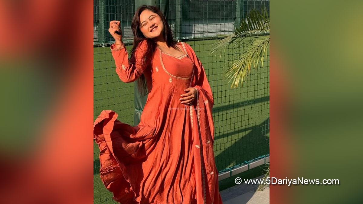 Rashami Desai, TV, Television, Entertainment, Mumbai, Actor, Actress, Mumbai News
