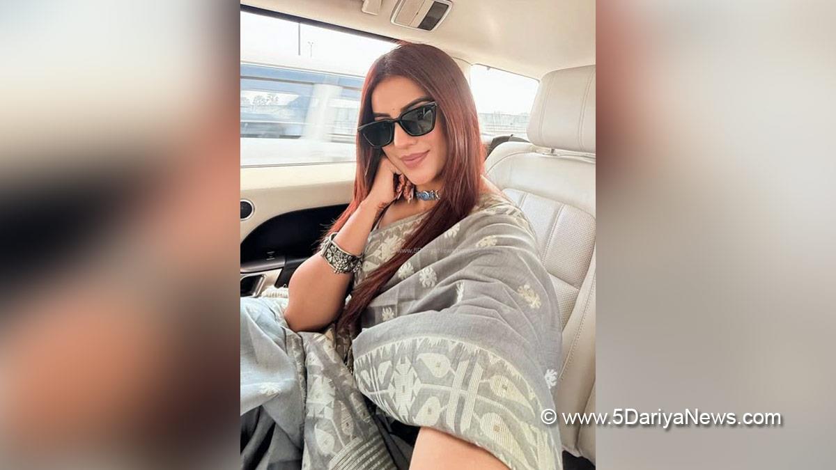 Bhojpuri, Entertainment, Actor, Cinema, Hindi Films, Movie, Bhojpuri Film, Akshara Singh