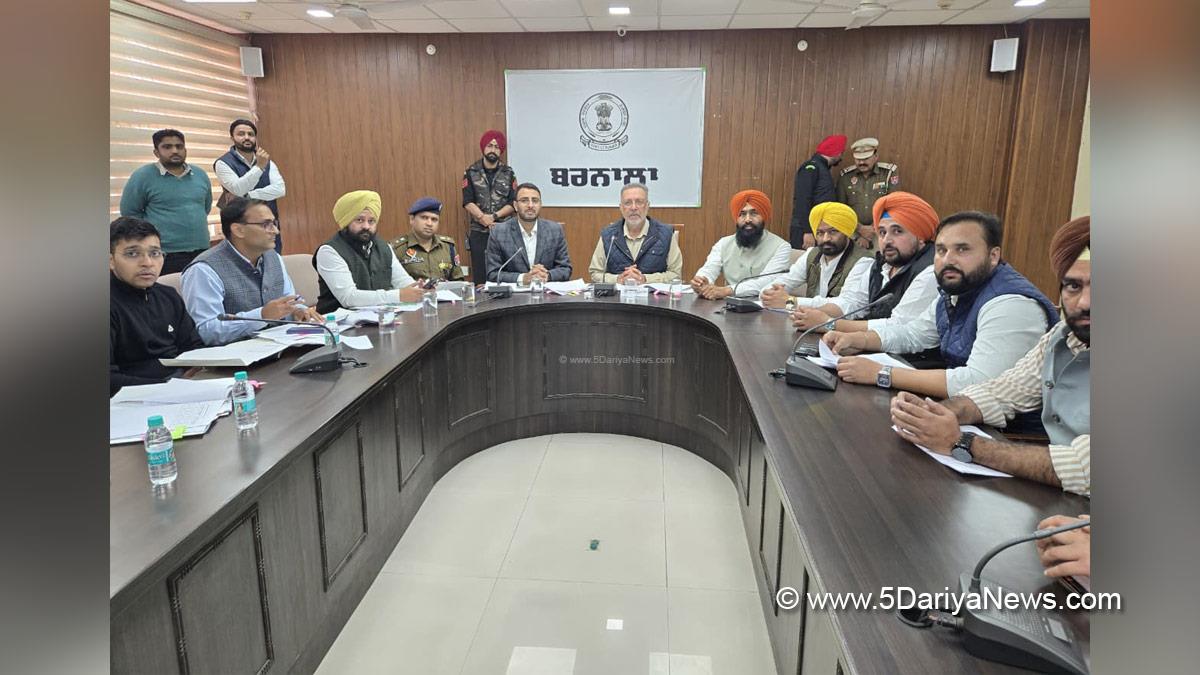 Dr Balbir Singh, AAP, Aam Aadmi Party, Aam Aadmi Party Punjab, AAP Punjab, Government of Punjab, Punjab Government, Harpreet Singh, DC Barnala, Deputy Commissioner Barnala, Barnala, Mukh Mantri Sehat Yojna