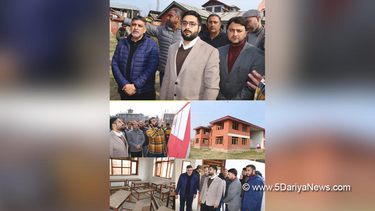 Akshay Labroo, Srinagar, Deputy Commissioner Srinagar, Kashmir, Jammu And Kashmir, District Administration Srinagar, GBMS Baghat Shoor