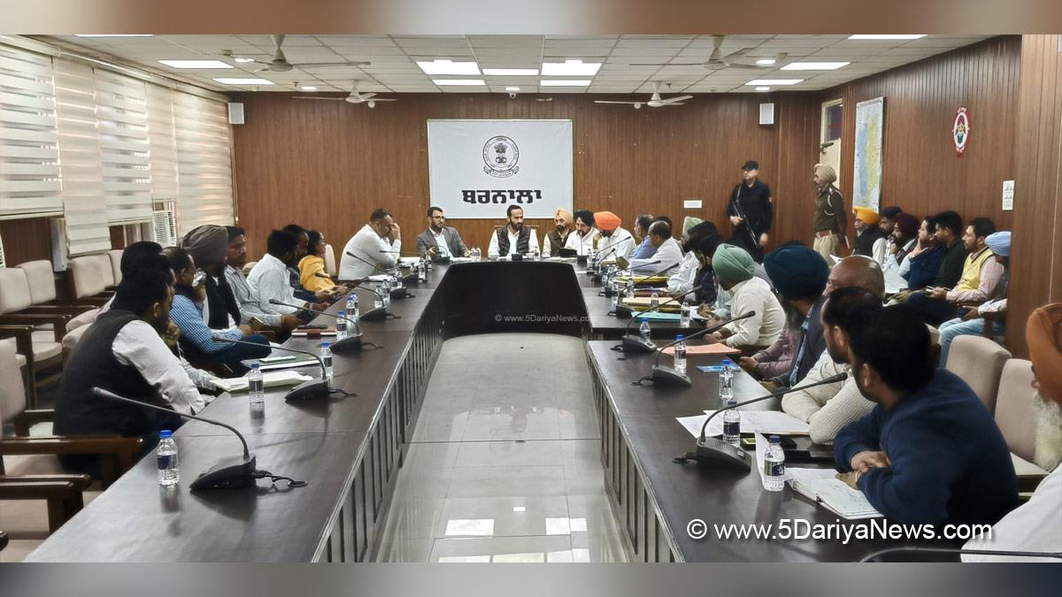 Gurmeet Singh Meet Hayer, Meet Hayer, AAP, Aam Aadmi Party, Aam Aadmi Party Punjab, AAP Punjab , Harpreet Singh, DC Barnala, Deputy Commissioner Barnala, Barnala