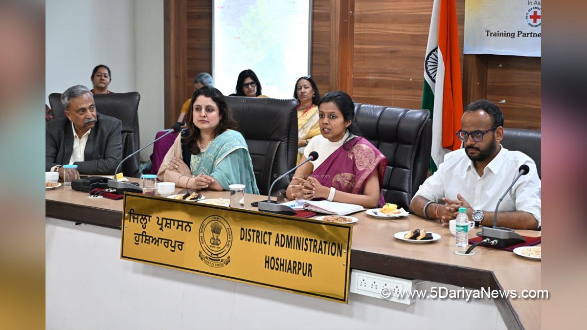 Aashika Jain, DC Hoshiarpur, Deputy Commissioner Hoshiarpur, Hoshiarpur