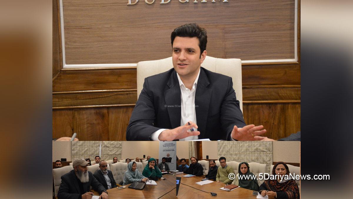 Athar Aamir Khan, Budgam, Deputy Commissioner Budgam, DC Budgam, Kashmir, Jammu And Kashmir, Jammu, District Administration Budgam