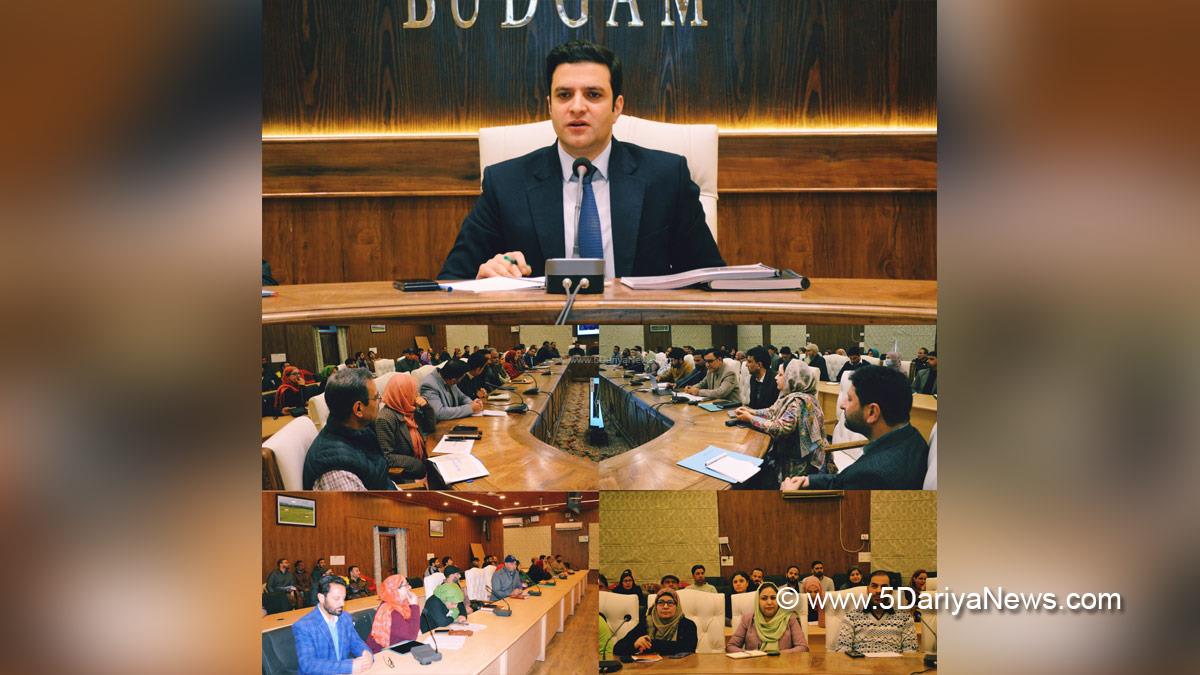 Athar Aamir Khan, Budgam, Deputy Commissioner Budgam, DC Budgam, Kashmir, Jammu And Kashmir, Jammu, District Administration Budgam
