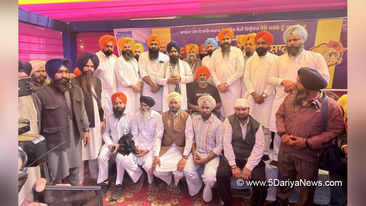 Sarabjit Singh Jhinjher, Sarabjeet Singh Jhinjer, Shiromani Akali Dal, SAD, Akali Dal, Giani Kuldeep Singh Gargaj, Sri Kesgarh Sahib
