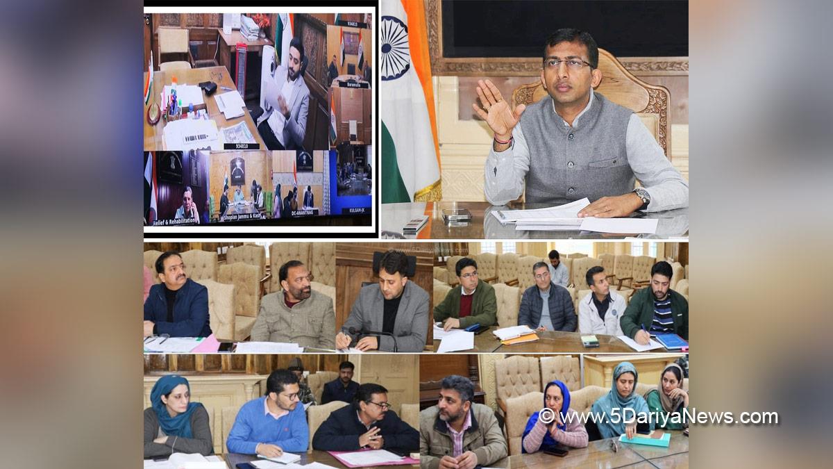 Anshul Garg, Divisional Commissioner Kashmir, Srinagar, Jammu, Kashmir, Jammu And Kashmir, District Administration Srinagar