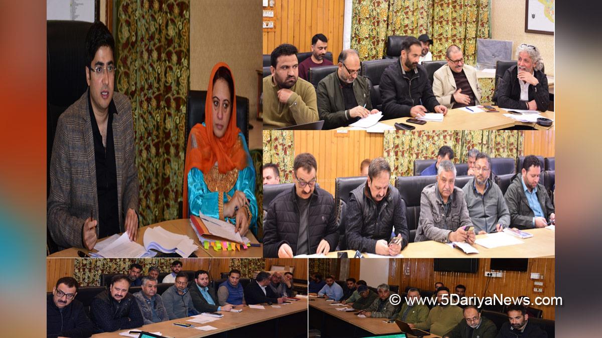 Faz Lul Haseeb, Commissioner SMC, Srinagar Municipal Corporation, SMC, CEO SSCL, Srinagar Smart City Limited, SSCL, Kashmir, Jammu And Kashmir, Jammu, Srinagar