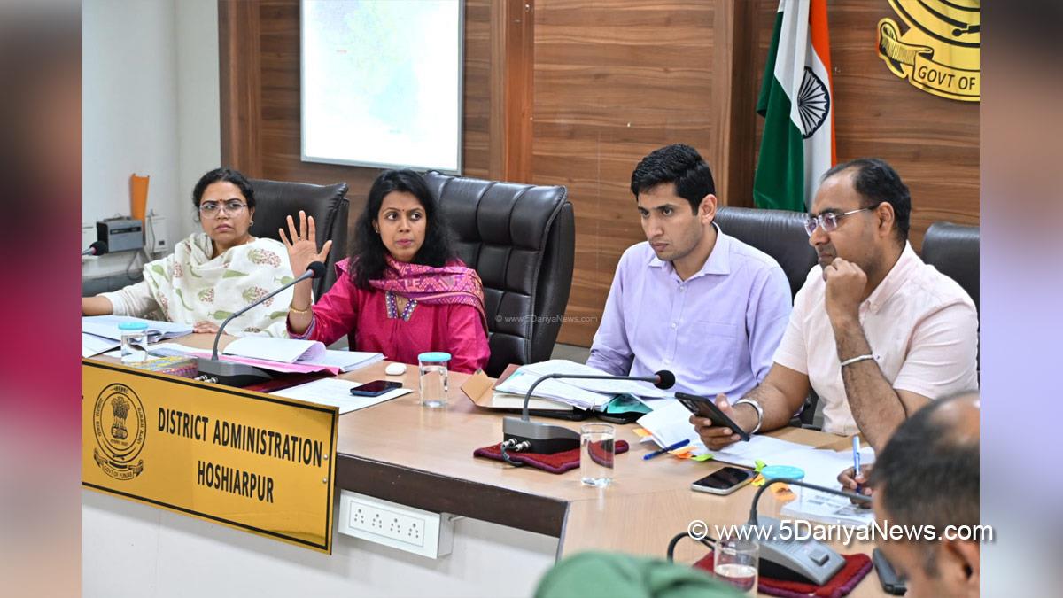 Aashika Jain, DC Hoshiarpur, Deputy Commissioner Hoshiarpur, Hoshiarpur