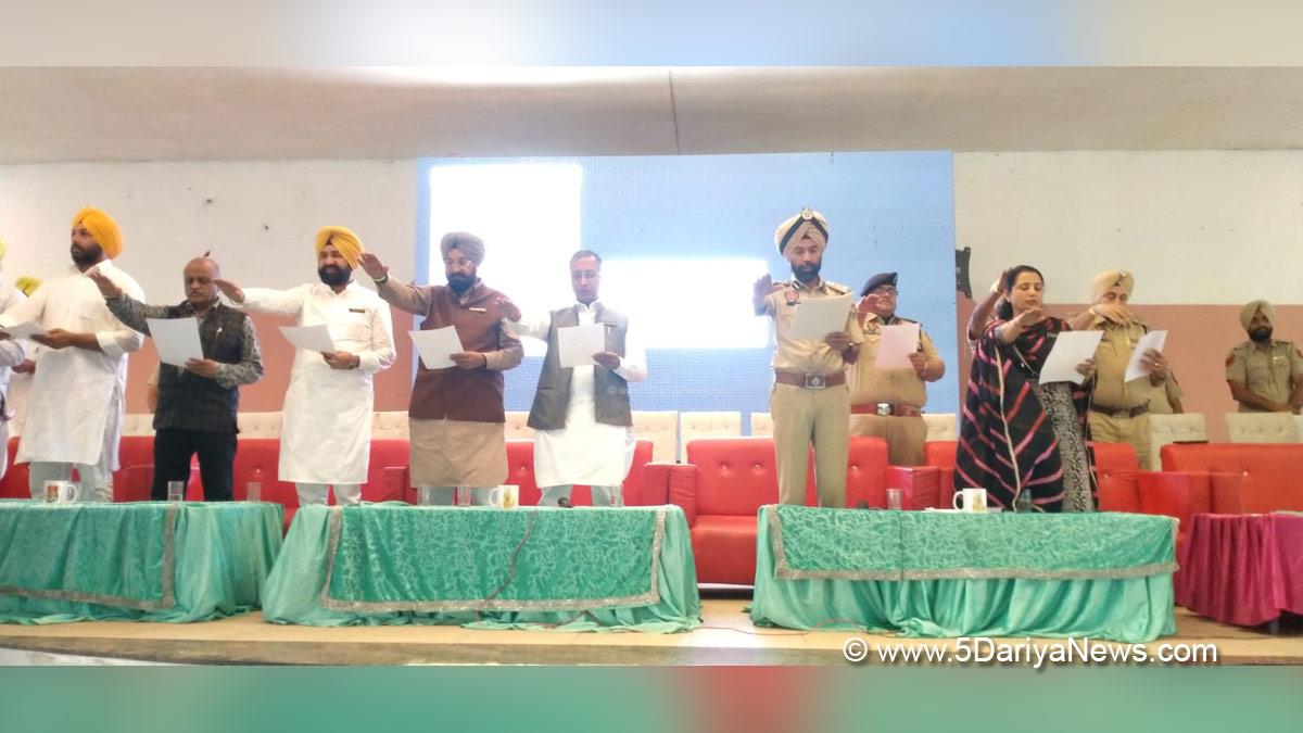 Dr Vijay Singla, Principal Budh Ram, Gurpreet Singh Banawali, Navjot Kaur, Mansa