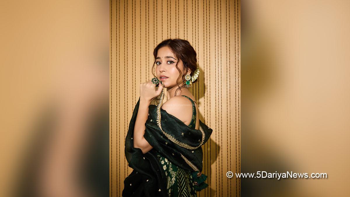 Shweta Tripathi, Bollywood, Bollywood News, Mumbai