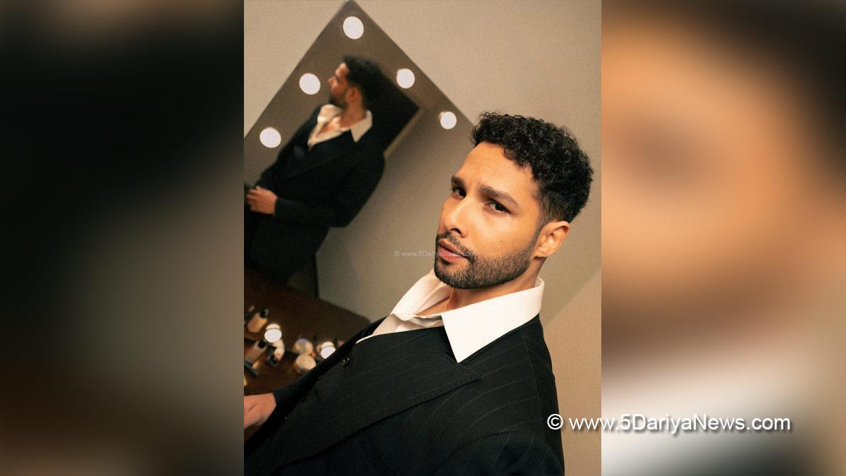 Siddhant Chaturvedi, Mumbai