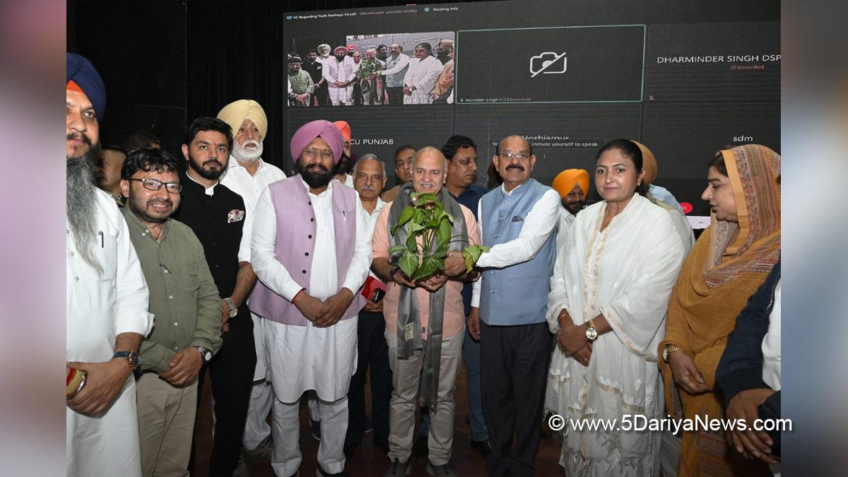 Manish Sisodia, Mohinder Bhagat, Balkar Singh, Dr Ravjot Singh, Inderjit Kaur Mann, Jasvir Singh Raja Gill, Karambir Singh Ghuman, Bram Shanker Jimpa, Ishank Kumar, Jalandhar