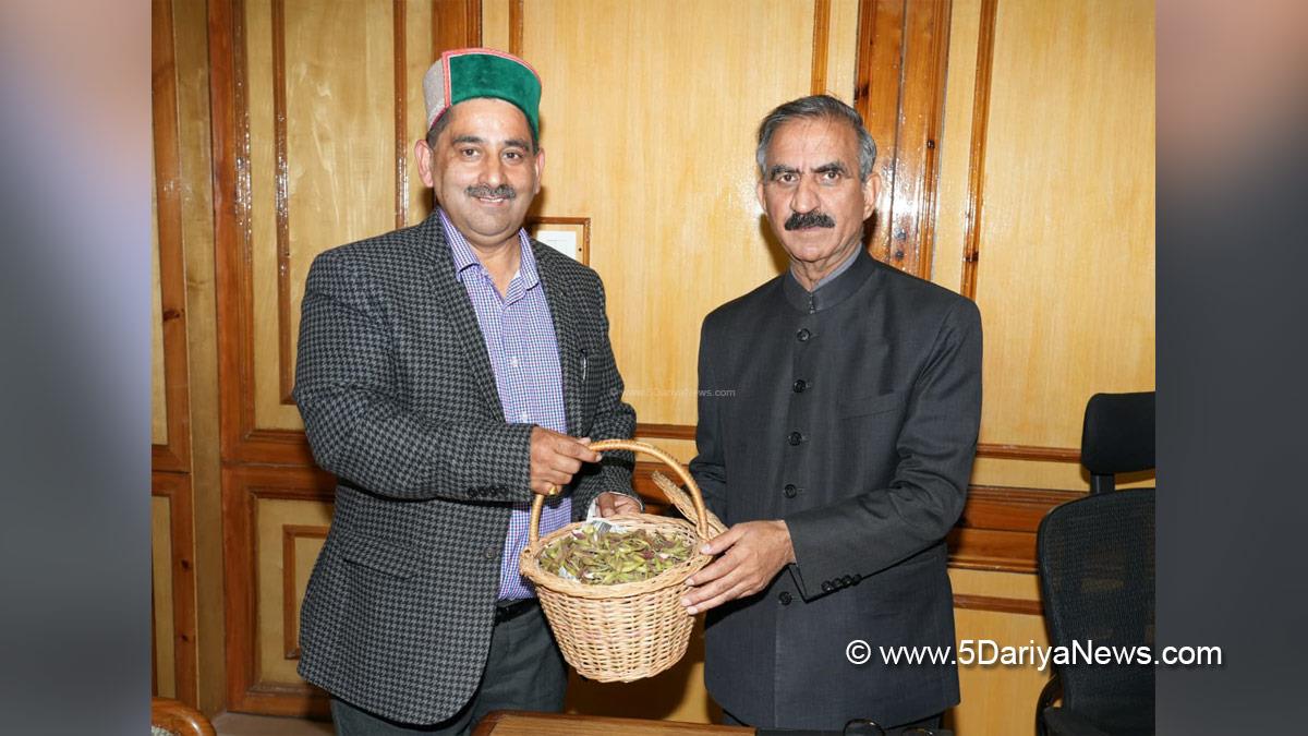 Sukhvinder Singh Sukhu, Kewal Singh Pathania 