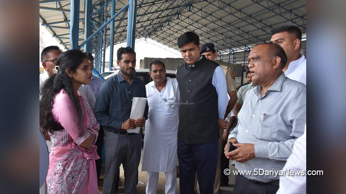 Dr Saket Kumar