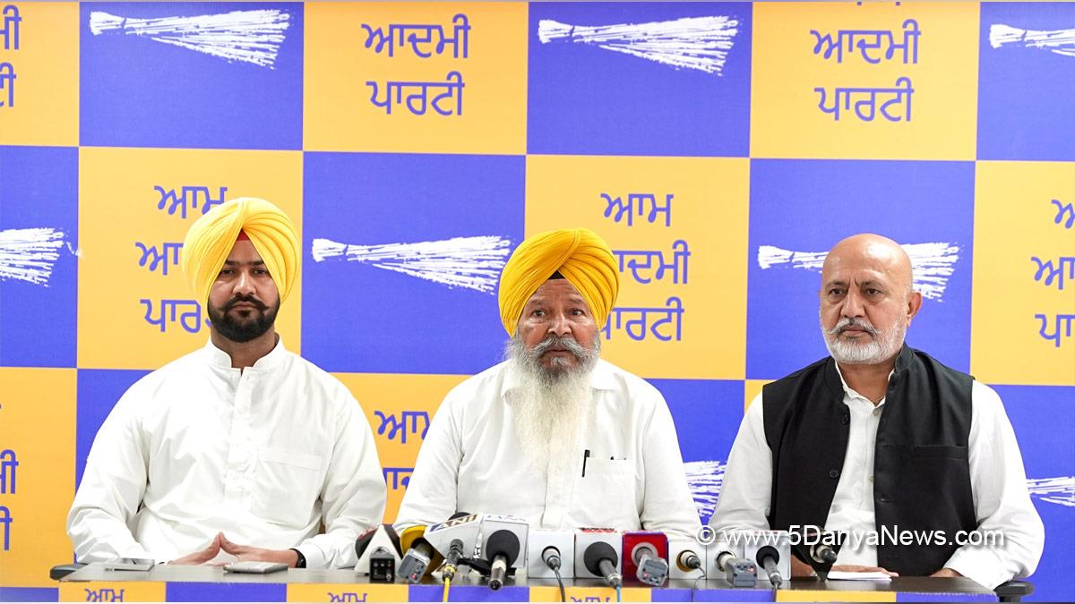 Baltej Singh Pannu, Mahinder Singh Sidhu