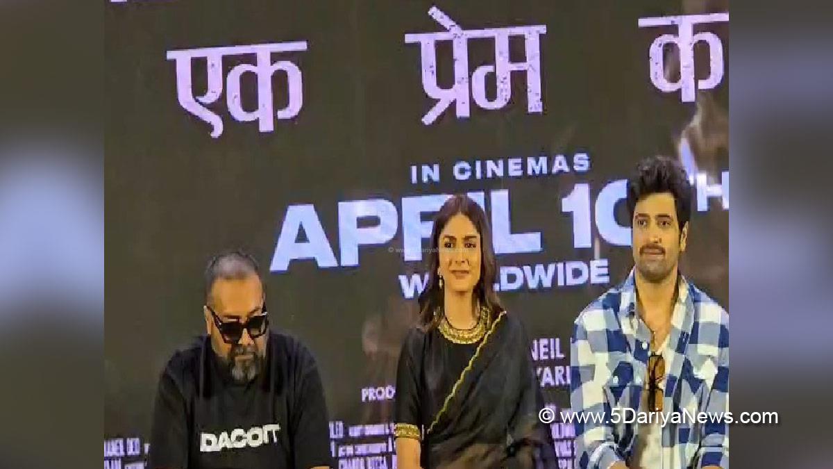 Mrunal Thakur, Adivi Sesh, Dacoit, Dacoit Ek Prem Katha, Bollywood, Bollywood News, Latest Bollywood News, Mumbai