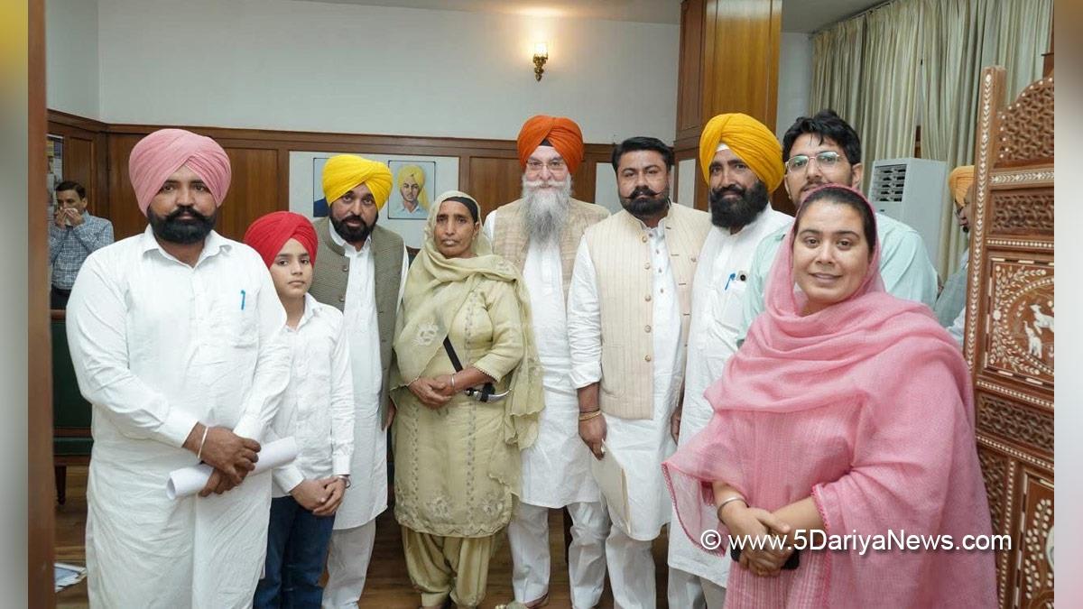 Bhagwant Singh Mann, Kultar Singh Sandhwan, Narinder Kaur Bharaj, Chandigarh, Punjab Vidhan Sabha