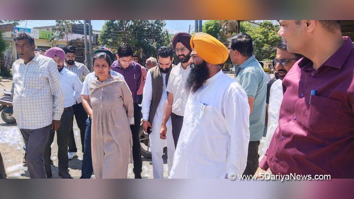 Jasvir Singh Raja Gill, Aashika Jain