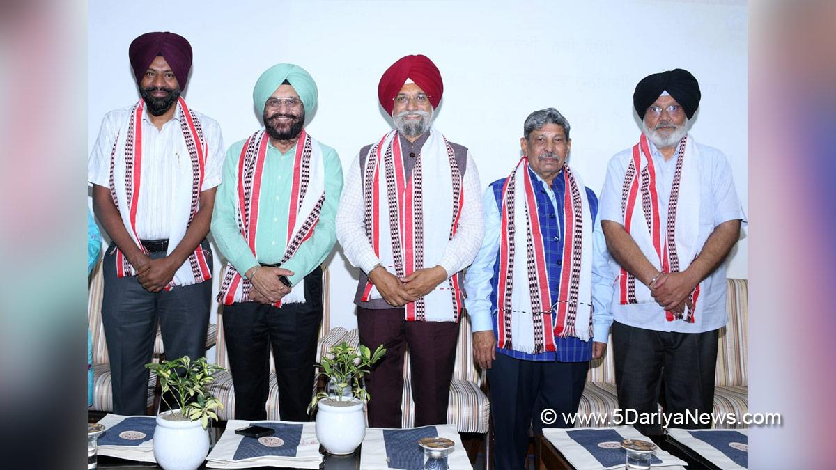 Guru Nanak Dev University Amritsar, Guru Nanak Dev University, Prof Karamjeet Singh, GNDU, Amritsar