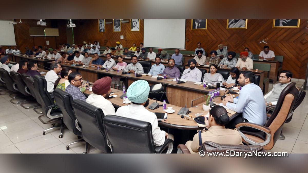 Varjeet Walia, DC Jalandhar, Jalandhar, Deputy Commissioner Jalandhar