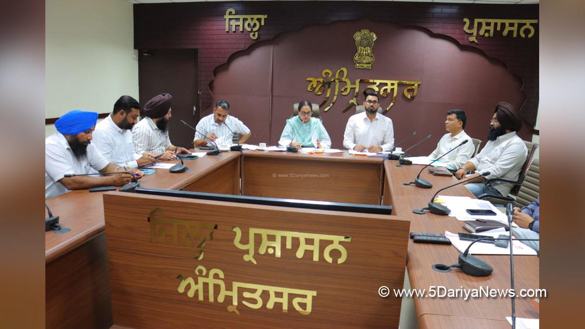 Jeevan Jyot Kaur, AAP Punjab, Dalwinderjit Singh, DC Amritsar, Amritsar, Deputy Commissioner Amritsar