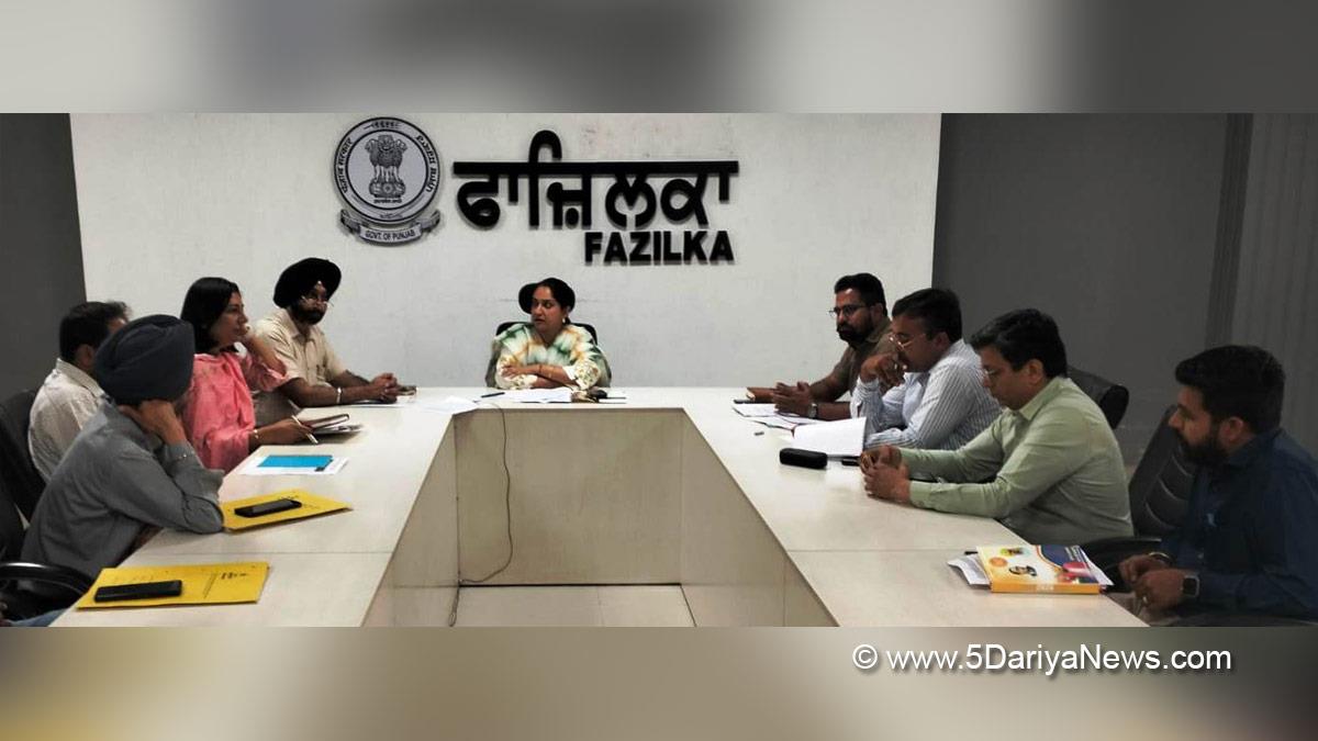 Amarpreet Kaur Sandhu, DC Fazilka, Fazilka, Deputy Commissioner Fazilka