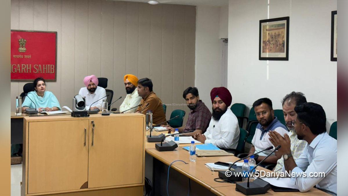 Dr Sona Thind, DC Fatehgarh Sahib, Fatehgarh Sahib, Deputy Commissioner Fatehgarh Sahib 