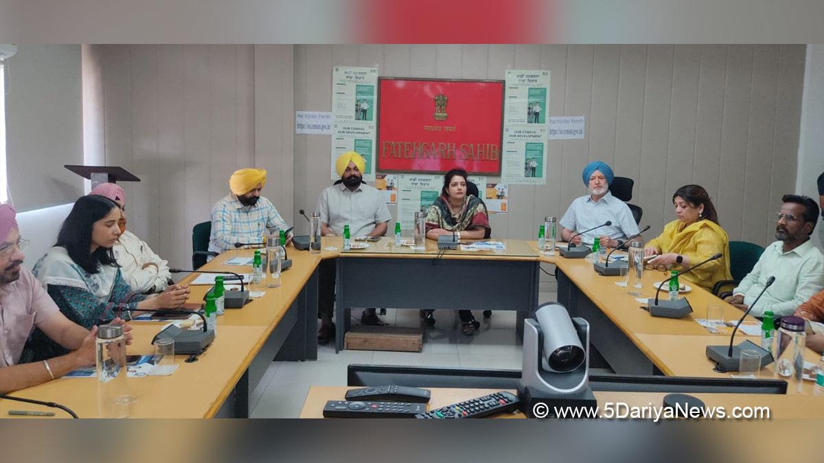 Dr Sona Thind, DC Fatehgarh Sahib, Fatehgarh Sahib, Deputy Commissioner Fatehgarh Sahib 