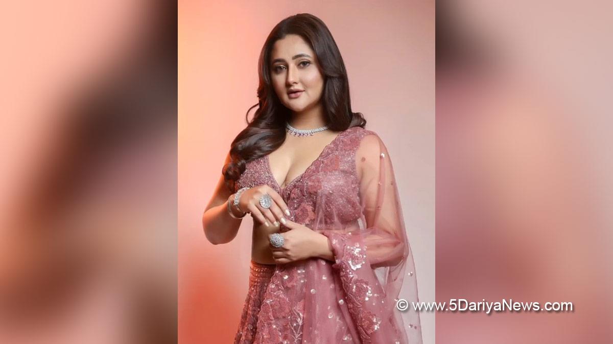 Rashmi Desai, TV, Television, Mumbai