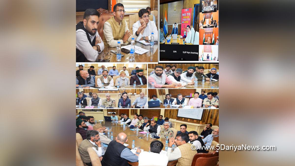 Anshul Garg, Divisional Commissioner Kashmir, Akshay Labroo, Srinagar, Deputy Commissioner Srinagar, Faz Lul Haseeb, Commissioner SMC