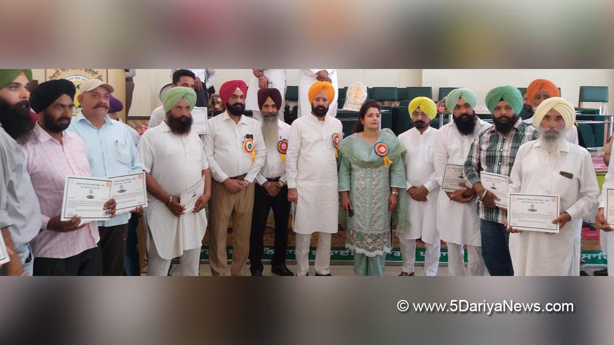 Lakhbir Singh Rai, AAP Punjab, Dr Sona Thind, DC Fatehgarh Sahib, Fatehgarh Sahib, Deputy Commissioner Fatehgarh Sahib 