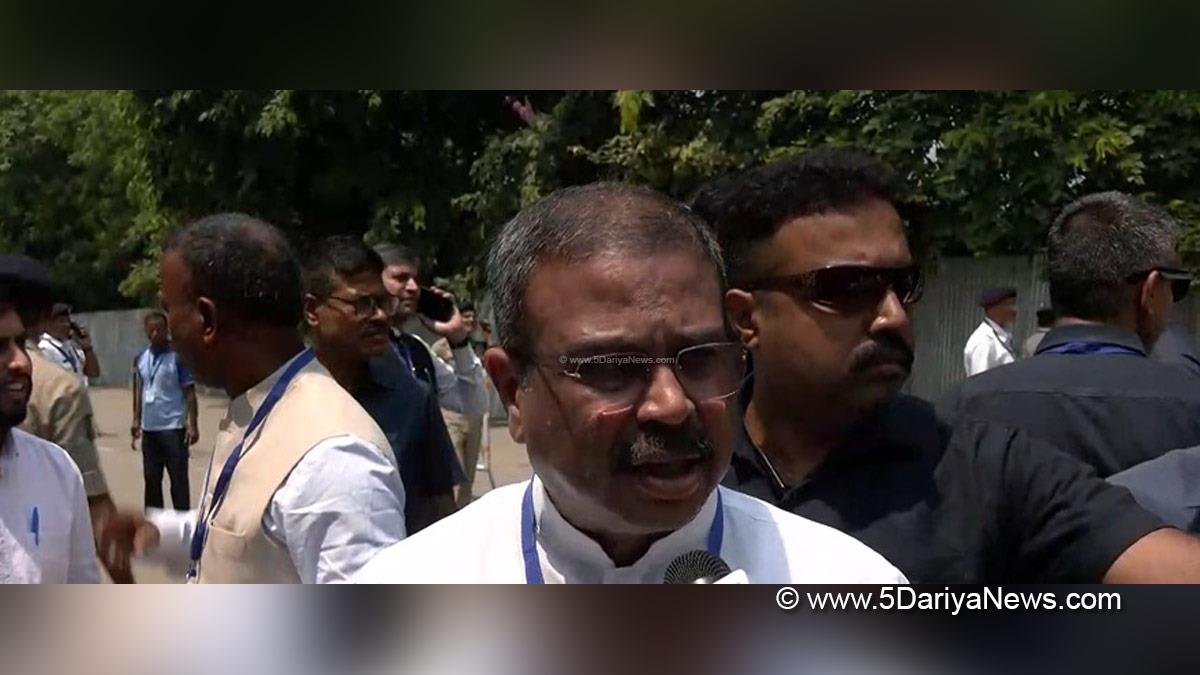 Dharmendra Pradhan, Dharmendra Debendra Pradhan, BJP, Bharatiya Janata Party, Kolkata