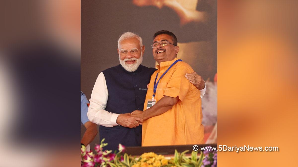 Narendra Modi, BJP, Bharatiya Janata Party, Prime Minister of India, Suvendu Adhikari, BJP West Bengal, Chief Minister of West Bengal, West Bengal, Kolkata