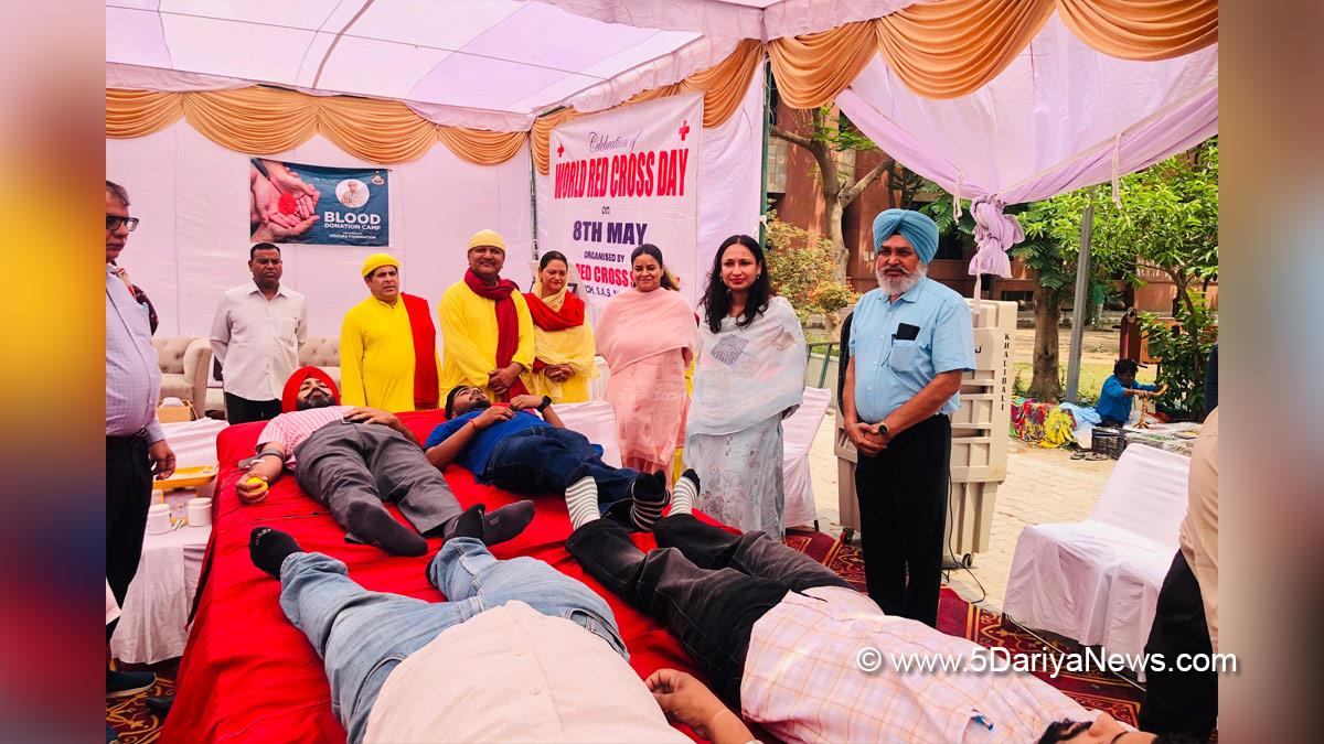 Komal Mittal, DC Mohali, Deputy Commissioner Mohali, SAS Nagar, SAS Nagar Mohali, Mohali, Sahibzada Ajit Singh Nagar, Blood Donation Camp