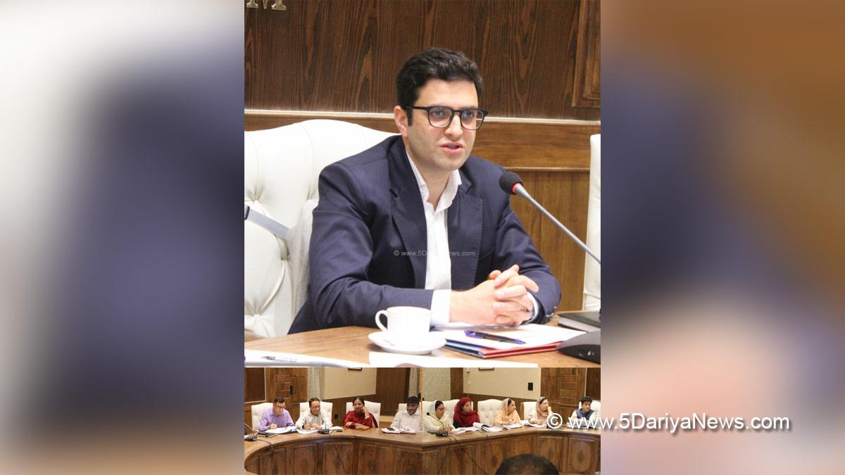 Athar Aamir Khan, Budgam, Deputy Commissioner Budgam, DC Budgam, Holistic Agriculture Development Programme, HADP, Jammu and Kashmir Competitiveness Improvement Project, JKCIP