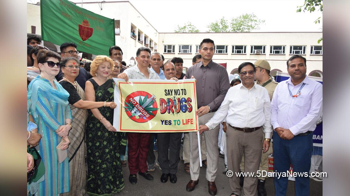 Rakesh Minhas, Dr Rakesh Minhas, DC Jammu, Jammu, Deputy Commissioner Jammu, Nasha Mukt Bharat Abhiyan