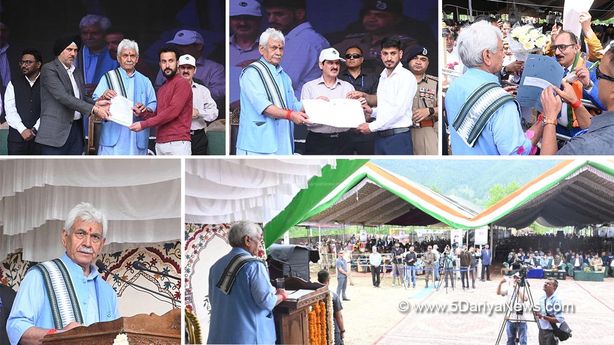 Manoj Sinha, Lieutenant Governor JK, Shrikant Suse, Shrikant Balasaheb Suse, Kupwara, Deputy Commissioner Kupwara, Vibrant Village Trehgam